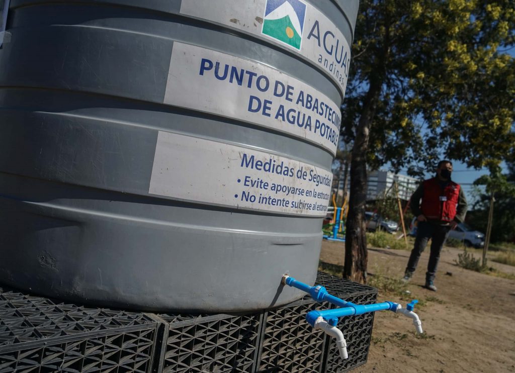 Corte de agua en la RM: Conoce las comunas que afectará y los puntos de abastecimiento