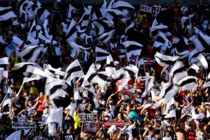 Policía argentina encuentra drogas y armas en uno de los buses que trasladaban a hinchas de Colo-Colo