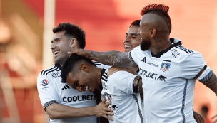 Colo-Colo golea a Unión Española en su debut en el Campeonato Nacional