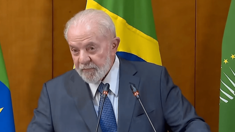 Lula fue proclamado candidato presidencial: buscará su cuarto mandato en Brasil