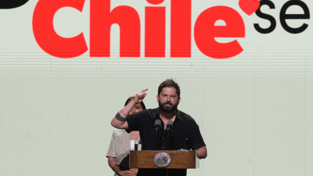 Boric en Juntos Chile se Levanta: “Necesitamos una reconstrucción emocional, que se extienda a todo el territorio”