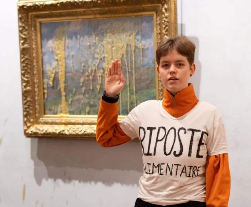 Activistas ambientales lanzan sopa contra cuadro “La Primavera” en Museo de Francia