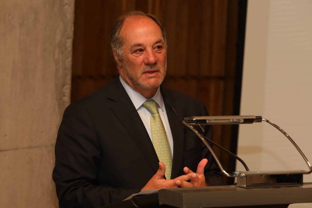 Juan Sutil: “Demuestra cuán lejos está este gobierno de la realidad” tras crítica del Presidente Boric