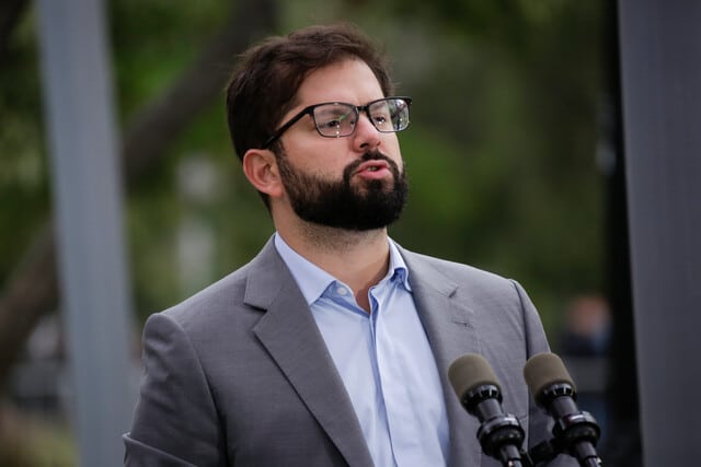 Boric apuntó a la derecha por “romper las confianzas” en el Senado