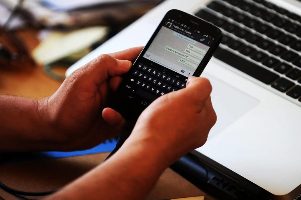 Impulsan iniciativa para frenar estafas telefónicas en Chile