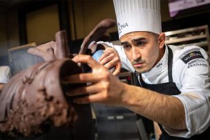 ¿Fanático del chocolate?: Destacado chef realizará exposición culinaria en Hotel W