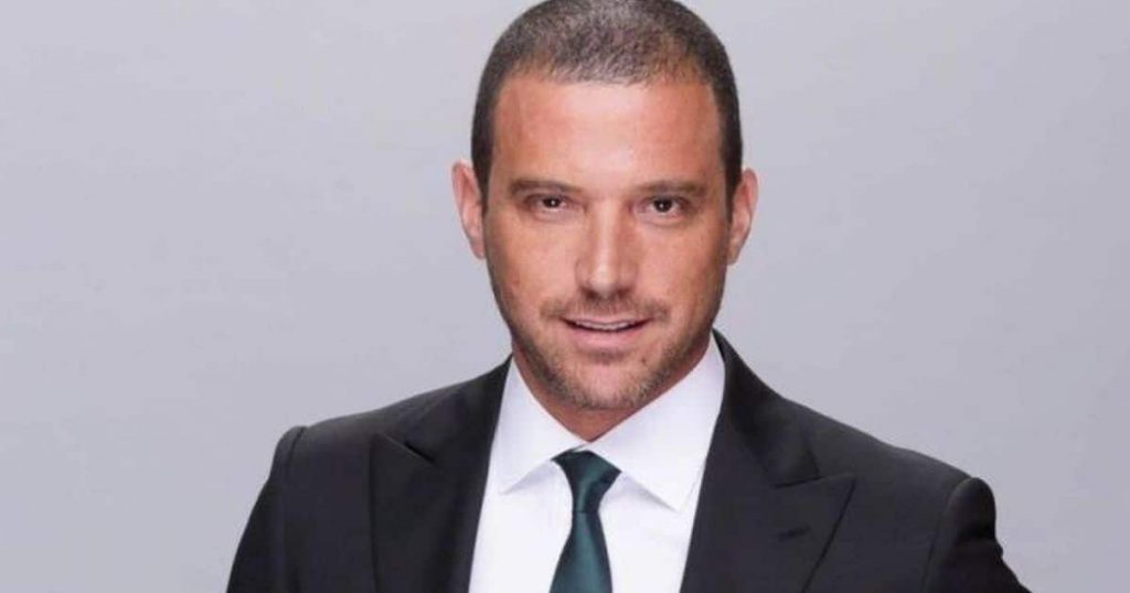 Julián Elfenbein presentó a su nueva pareja en las redes sociales