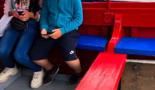 Día contra el Ciberacoso: Mineduc entrega orientaciones para el uso de celulares en niños y adolescentes