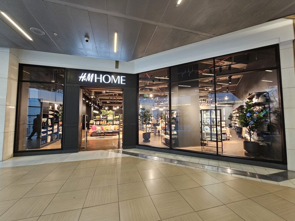 Costanera Center, H&M