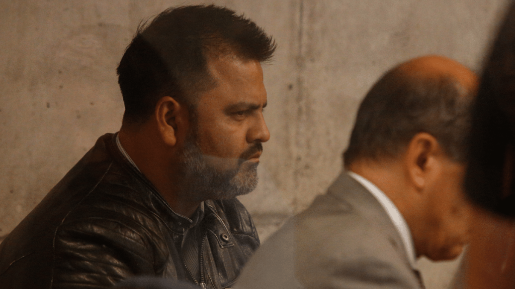 Decretan prisión preventiva para hombre que agredió a mujer en Las Condes: Fue formalizado por femicidio frustrado
