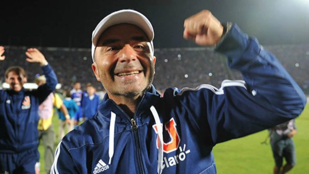 El saludo de la U a Sampaoli por su cumpleaños: “El amateurismo no se olvida jamás, profe querido”