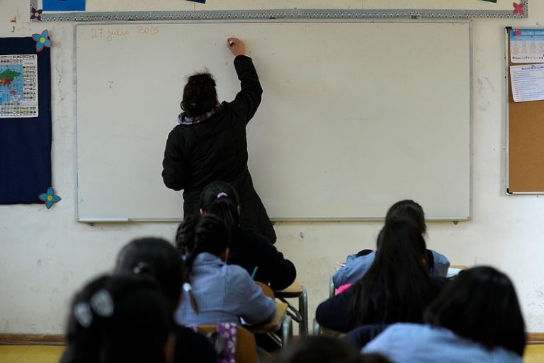 Especialistas analizan propuestas para mejorar el Sistema de Admisión Escolar (SAE)
