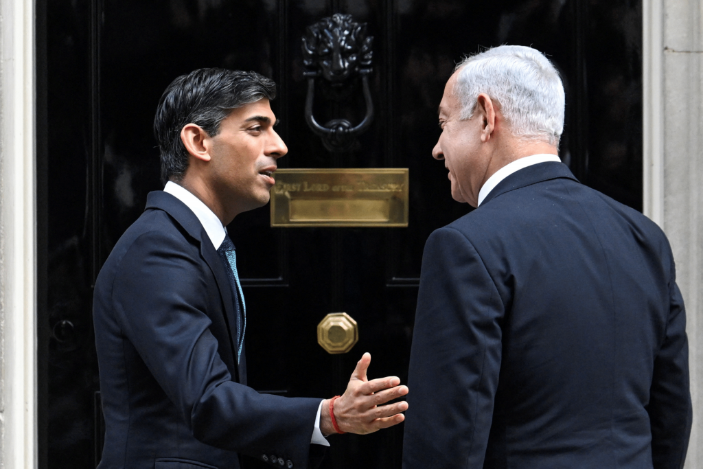 Reino Unido pide a Israel “hacer más” para aliviar la situación en Gaza pero descarta “frenar la venta de armas”