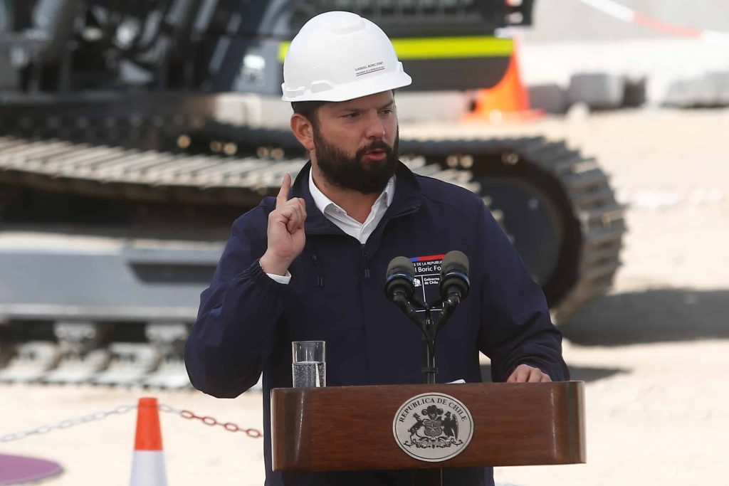 Boric y ajuste económico postpandemia: “No se hizo a costa de los trabajadores, como dicta la ortodoxia neoliberal”
