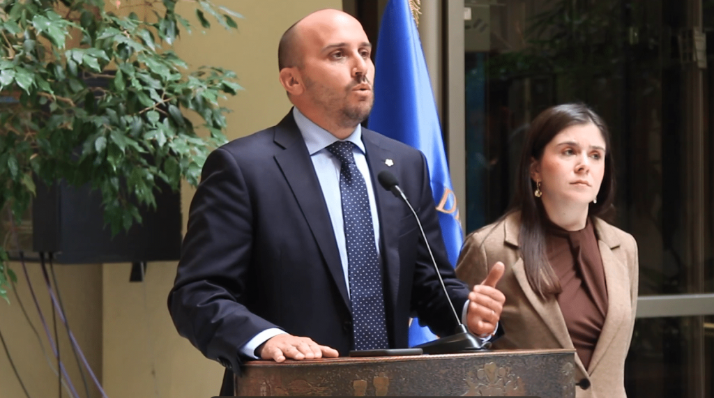 Diputado Longton: “El general director de Carabineros se merece terminar su mandato como corresponde”