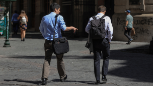 Cadem: Evaluación económica negativa alcanza su nivel más alto desde 2014 y aumenta preocupación por consumo y empleo