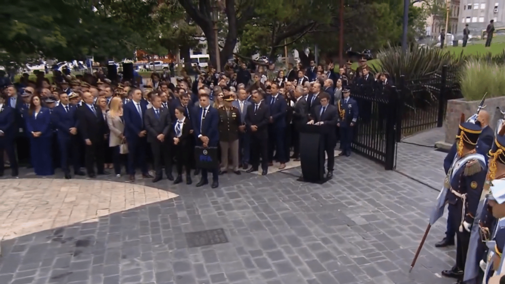 Javier Milei El presidente de Argentina, Javier Milei, participó este martes en el acto por el 42º aniversario del inicio de la guerra de las Malvinas con Reino Unido.