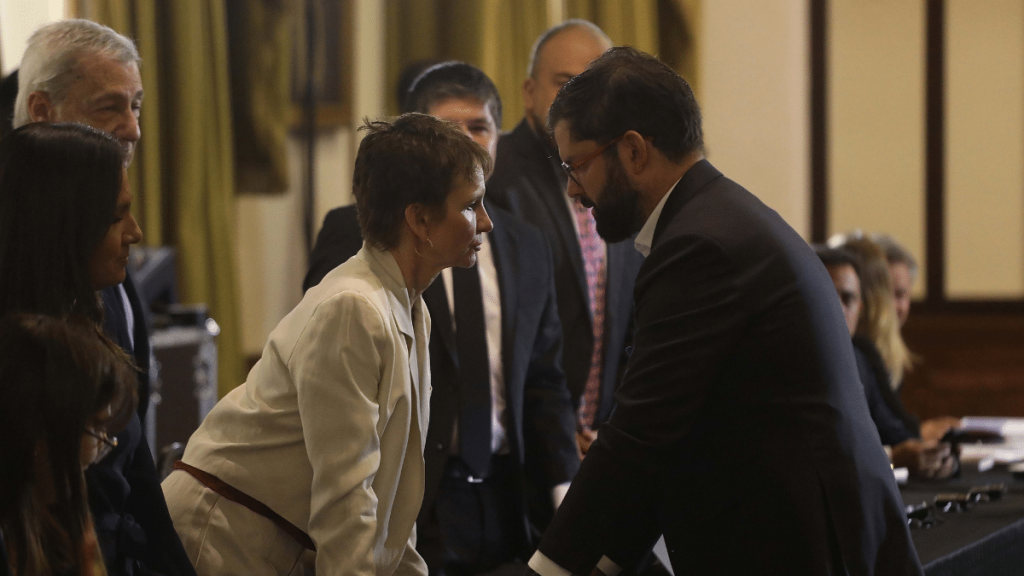 Argentina Argentina da por superada la polémica sobre eventual presencia de Hezbollah en Chile.