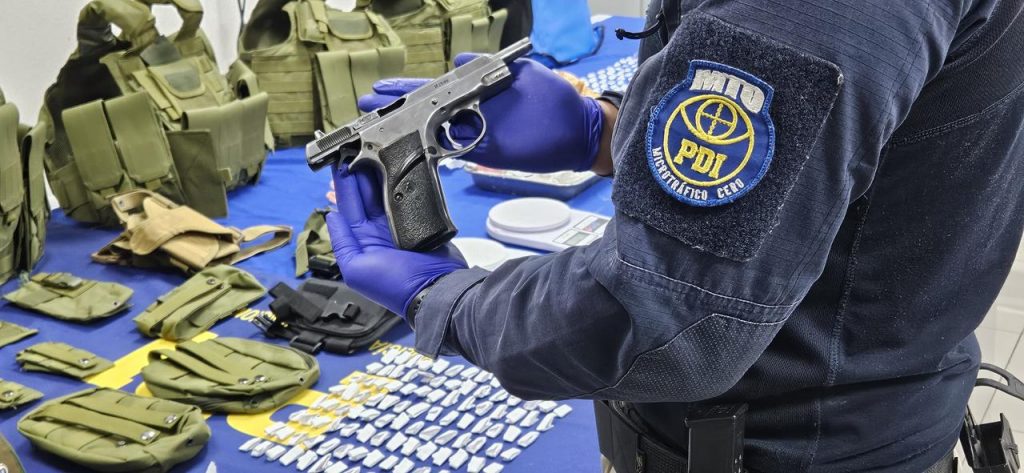 PDI desbarata banda delictual en San Ramón: decomisaron droga y armamento