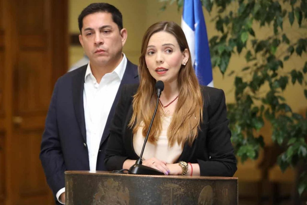 Diputados RN - Jorge Durán y Camila Flores