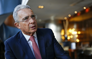 Colombia: Fiscalía lleva a juicio al expresidente Álvaro Uribe por presunta manipulación de testigos