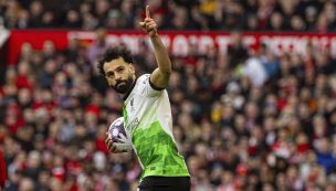 Mohamed Salah le da vida al Liverpool en empate ante el Manchester United