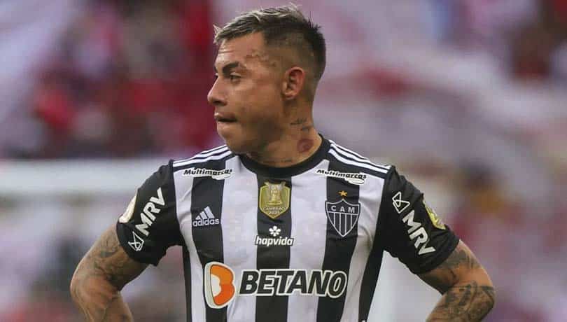 ¿Decisión tomada? Aseguran que Eduardo Vargas ya definió su futuro en Brasil