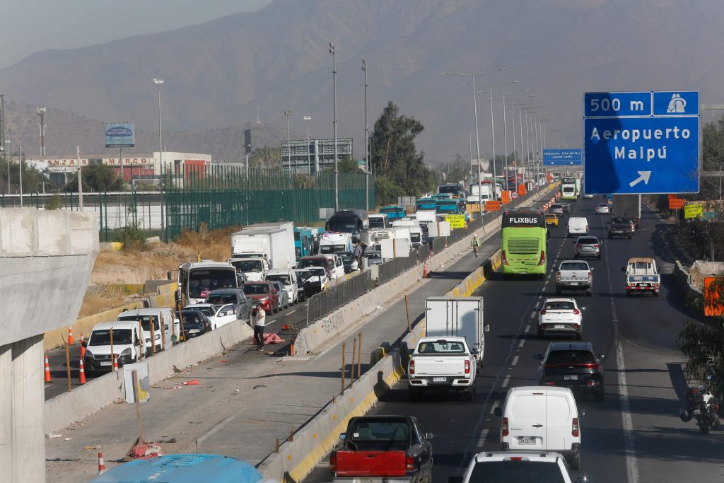 Accidente en Ruta 68 genera congestión en dirección a Santiago cerca del Túnel Lo Prado