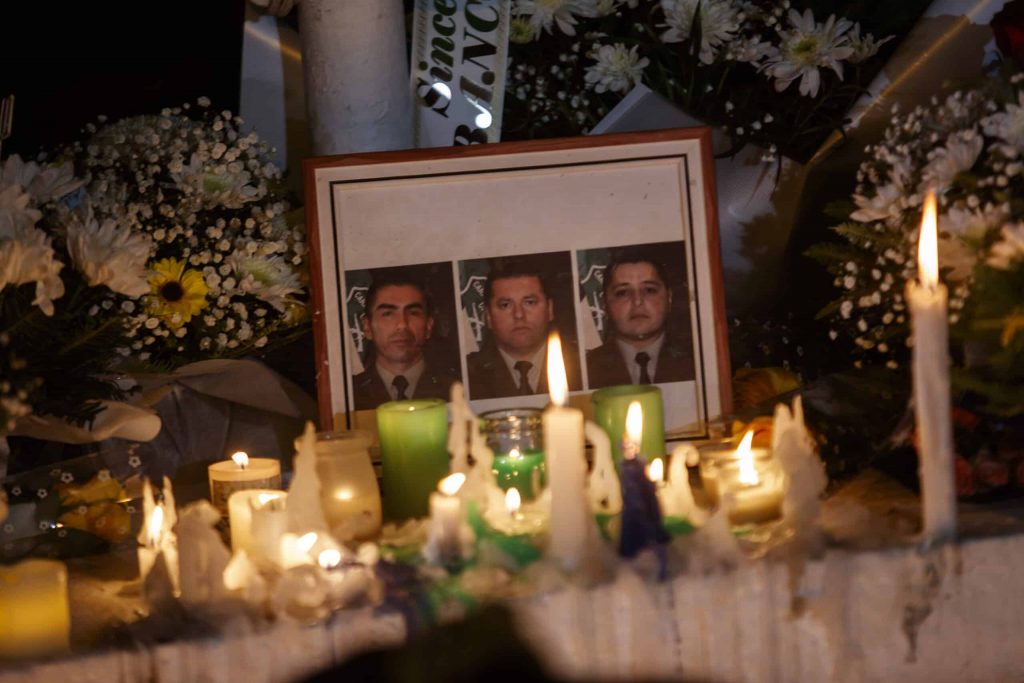Triple homicidio de carabineros: fiscal asegura que habría “por lo menos seis” implicados en el crimen