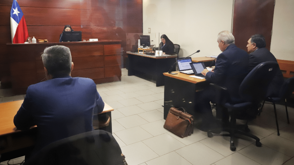 Mellado En el Juzgado de Garantía de Viña del Mar, se realizó la audiencia de formalización del diputado Miguel Mellado por el delito de revelación de secreto