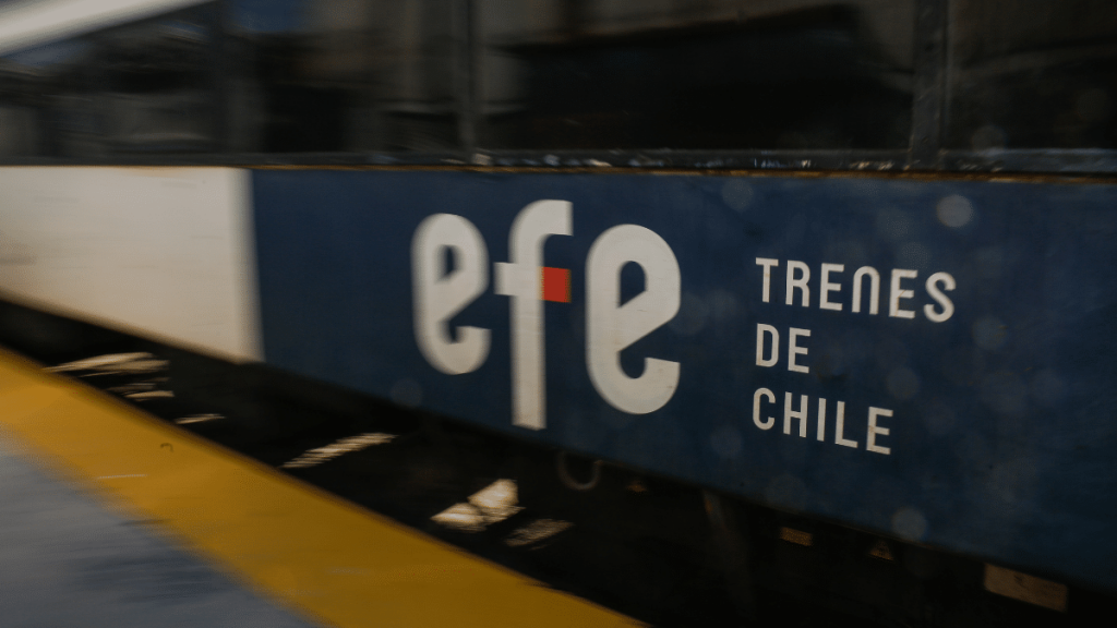 Suspenden servicio de tren Rancagua – Estación Central por caída de árbol en ambas vías