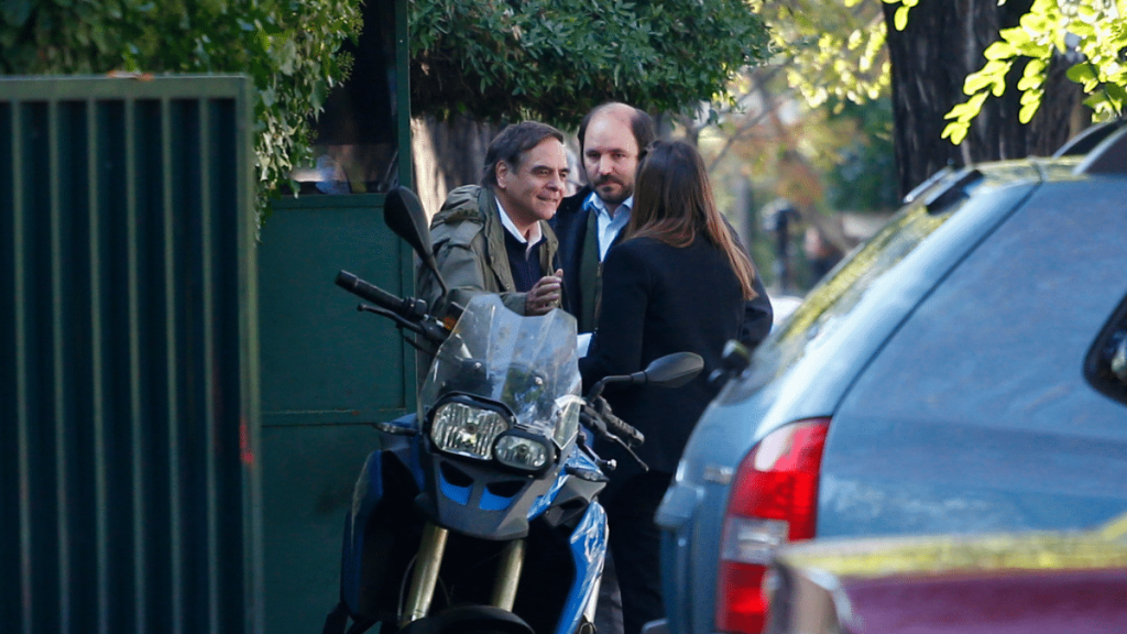 Felipe Berríos Felipe Berríos fue expulsado este viernes de la Compañía de Jesús.