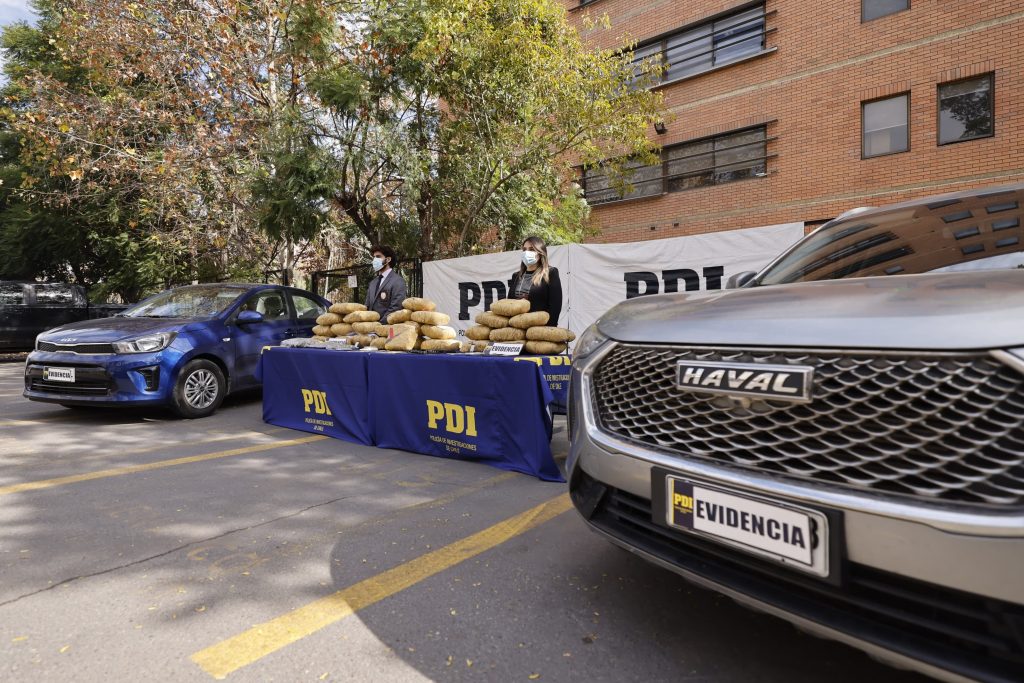 PDI decomisó droga avaluada en más de $150 millones de pesos en Estación Central