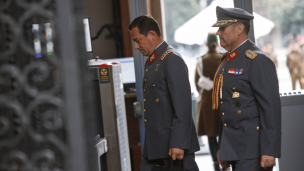 General Iturriaga se retiró de La Moneda tras reunirse con Presidente Boric: No emitió declaraciones