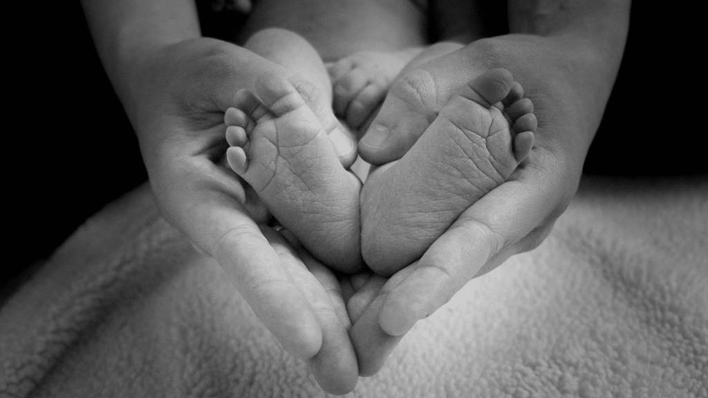 "Maternidad criticada", columna de opinión de "Siempre por la Vida".
