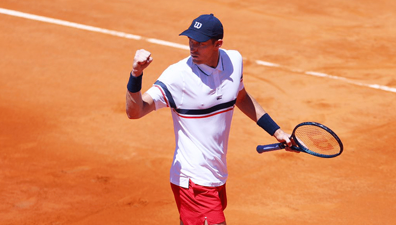 Nicolás Jarry vence a Muller y logra histórico hito para el tenis chileno en un Masters 1000