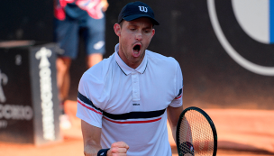 ¡Épico! Nicolás Jarry vence a Tistsipas y accede a semifinales del Masters de Roma