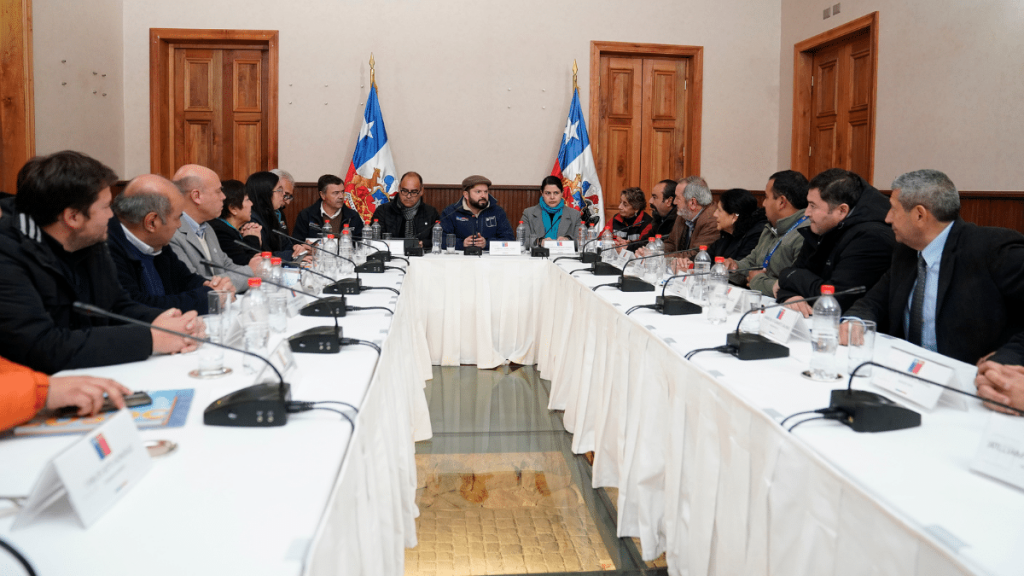 Este martes, el Presidente Gabriel Boric llegó hasta la comuna de Peralillo para dar inicio a una gira por la región de O'Higgins.