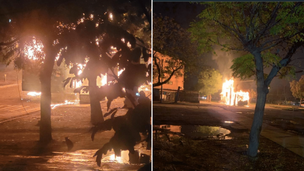 Villa Francia Cuatro sujetos incendiaron un bus del sistema RED en Villa Francia, comuna de Estación Central.