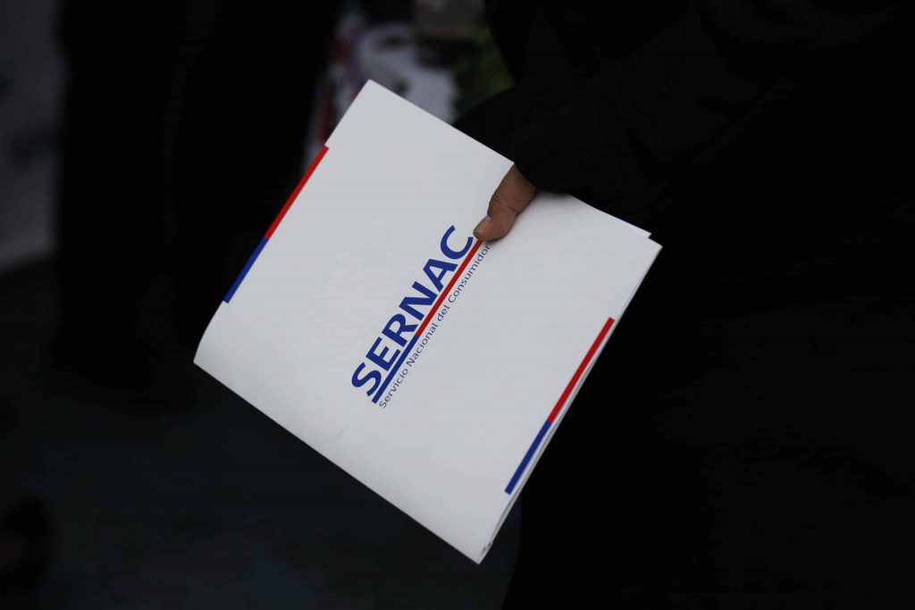 Belkin emite alerta de seguridad para cargadores inalámbricos portátiles y baterías externas