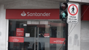 SERNAC oficia a Grupo Santander tras reporte de filtración de datos personales de sus clientes