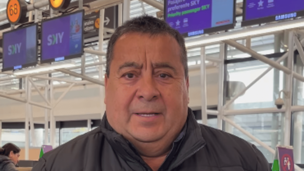 “Pasan a llevar a sus clientes como quieren”: Dino Gordillo y su descargo contra reconocida aerolínea