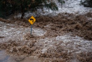 Ordenan evacuar sector de Rancagua por desborde de estero