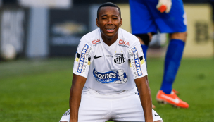 Robinho repara electrodomésticos en su nueva vida en la cárcel