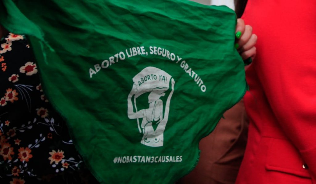 Dra. Valdivieso por debate de aborto y eutanasia: “Hay que invitar a pensar y reflexionar qué es lo que queremos como sociedad”