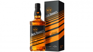 McLaren F1 y Jack Daniel's celebran su primer aniversario con exclusiva botella de edición limitada