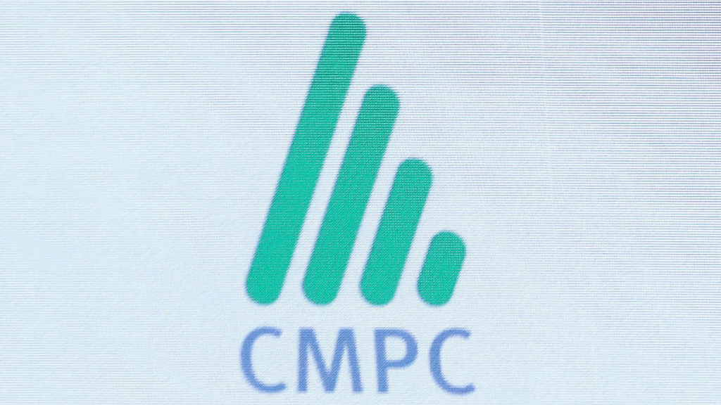 Montes Montes respalda a Marcel tras dichos del titular CMPC.