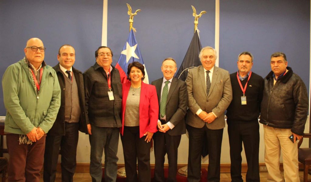 Atacama: Senadores exigen “soluciones consensuadas” al Gobierno tras anuncio de buses eléctricos en Copiapó