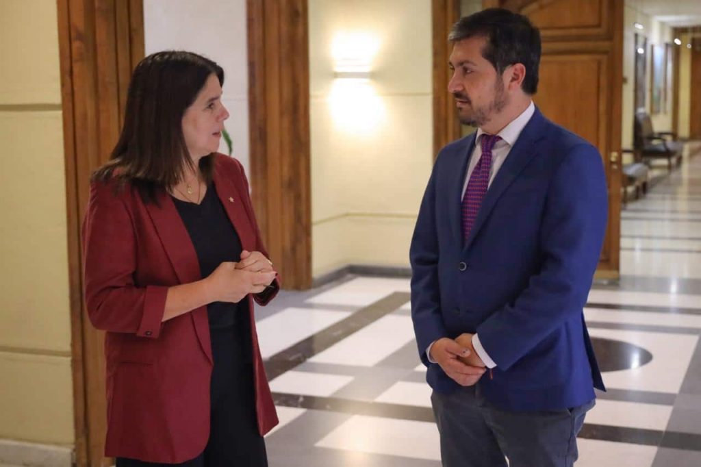 Diputados RN emplazan a la Directora del INDH a renunciar y “enmendar el rumbo del organismo”