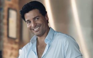 Chayanne impacta con destapada foto en medio de ensayos para próximo tour